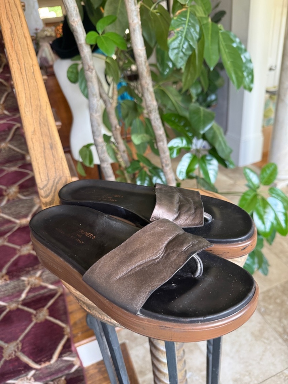 DONALD PLINER FIFI WEDGE SANDAL ladies, size 10 preowned good condition - Picture 2 of 7